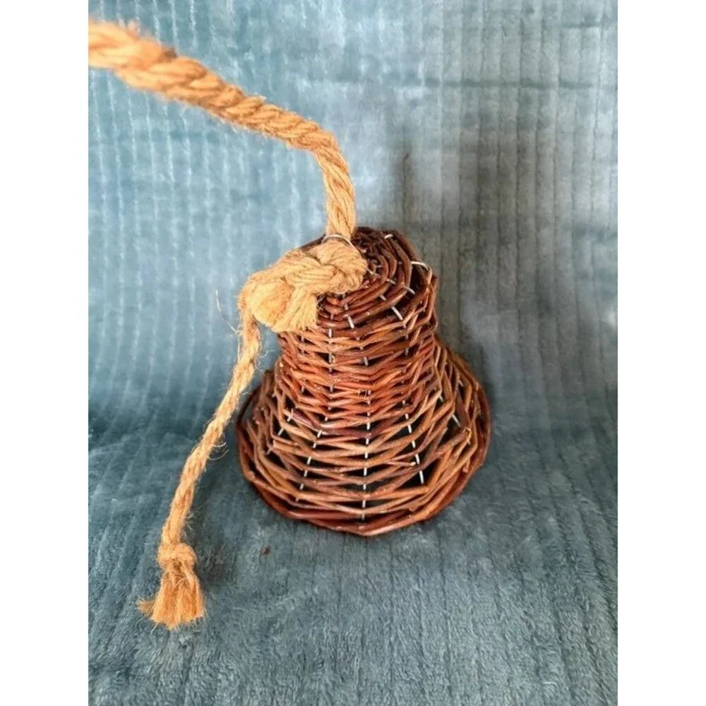 Rustic Grapevine Wicker Hanging Bell Farmhouse Decoration